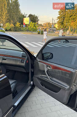 Седан Mercedes-Benz E-Class 2001 в 