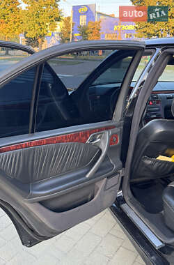 Седан Mercedes-Benz E-Class 2001 в 