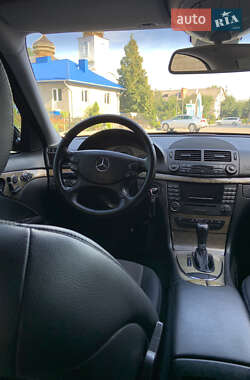 Седан Mercedes-Benz E-Class 2007 в 