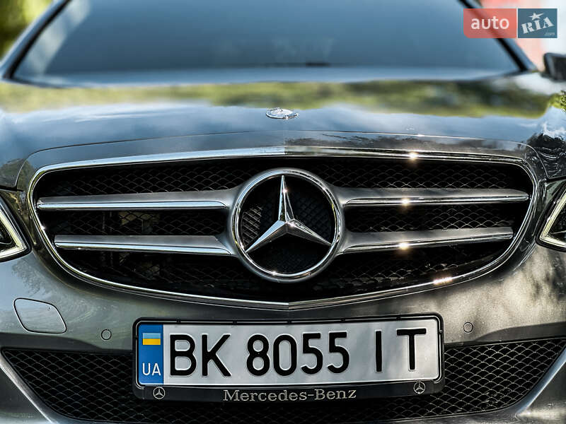 Седан Mercedes-Benz E-Class 2015 в Ровно фото 6 Седан Mercedes-Benz E-Class 2015 в Ровно