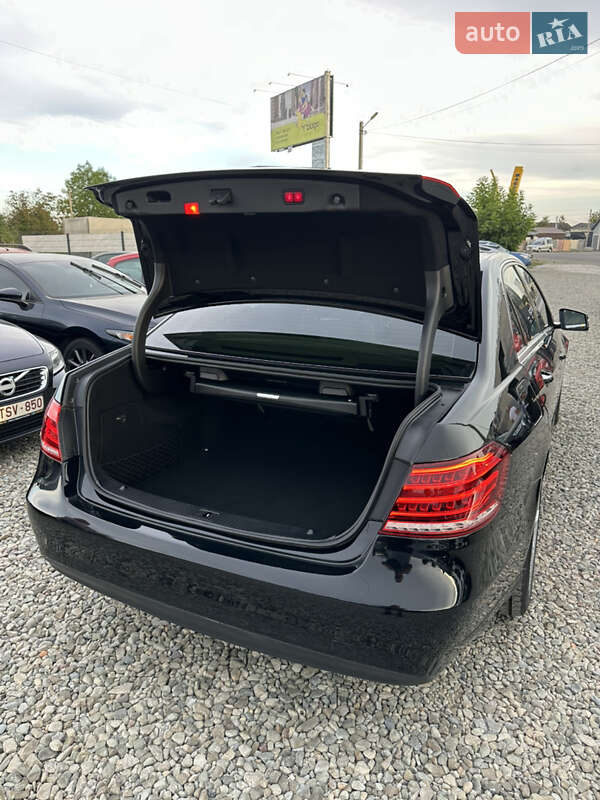 Седан Mercedes-Benz E-Class 2013 в Ивано-Франковске