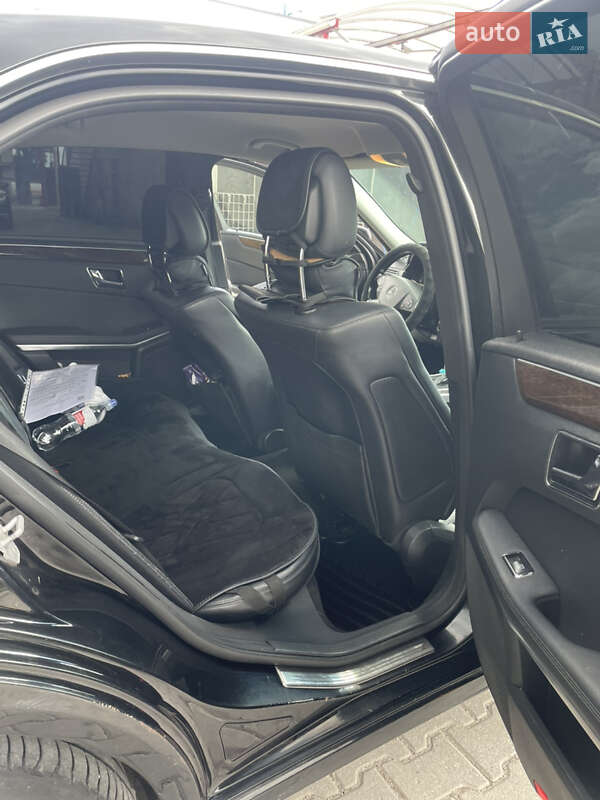 Седан Mercedes-Benz E-Class 2009 в Хмельницком