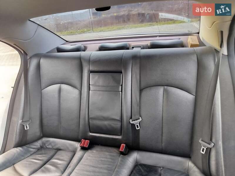 Седан Mercedes-Benz E-Class 2008 в Долине