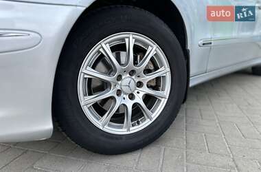 Седан Mercedes-Benz E-Class 2008 в 