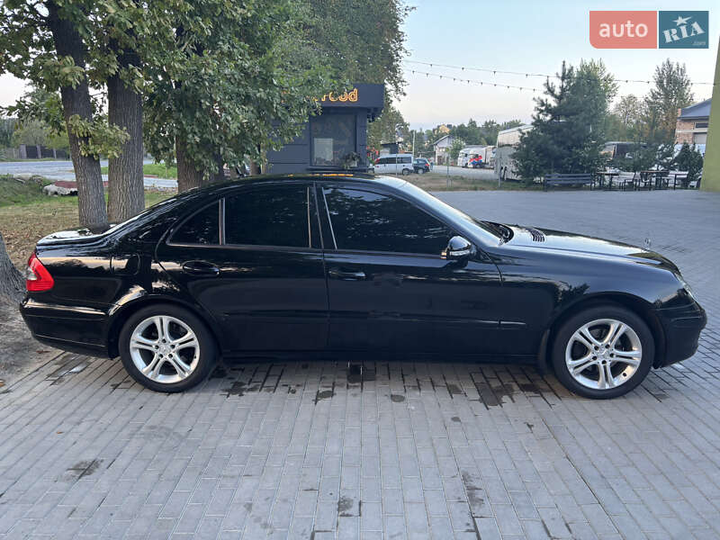 Седан Mercedes-Benz E-Class 2008 в Ивано-Франковске