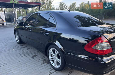 Седан Mercedes-Benz E-Class 2008 в 