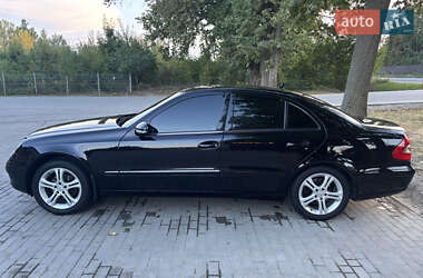 Седан Mercedes-Benz E-Class 2008 в 