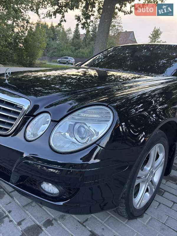 Седан Mercedes-Benz E-Class 2008 в Ивано-Франковске
