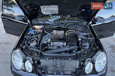 Седан Mercedes-Benz E-Class 2008 в 