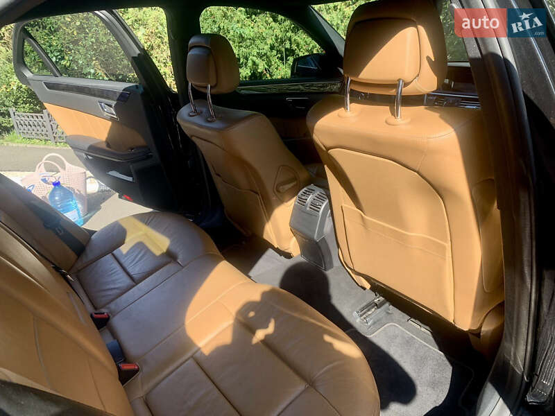 Седан Mercedes-Benz E-Class 2010 в Киеве фото 8 Седан Mercedes-Benz E-Class 2010 в Киеве