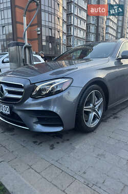 Универсал Mercedes-Benz E-Class 2017 в 