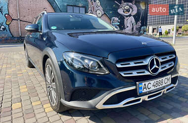 Универсал Mercedes-Benz E-Class 2017 в 
