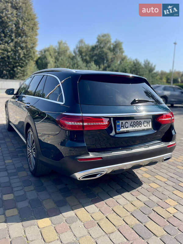 Універсал Mercedes-Benz E-Class 2017 в Луцьку