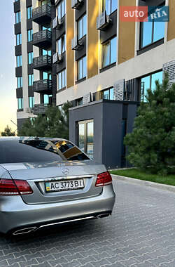 Седан Mercedes-Benz E-Class 2014 в 