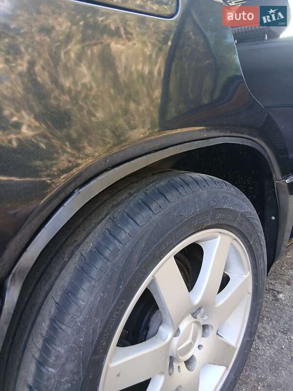 Седан Mercedes-Benz E-Class 1993 в Виннице