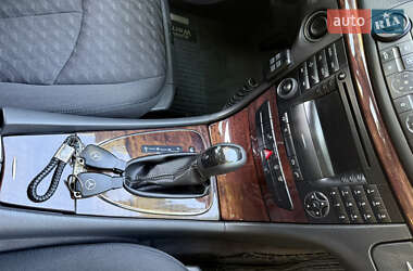 Седан Mercedes-Benz E-Class 2004 в 