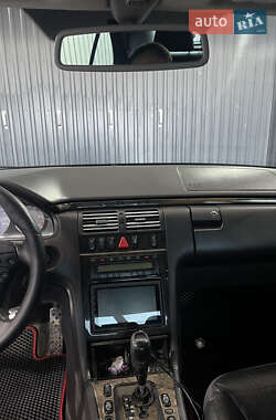 Седан Mercedes-Benz E-Class 2001 в Володимирці