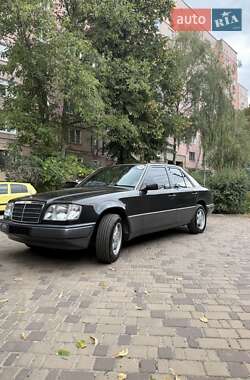Седан Mercedes-Benz E-Class 1995 в 