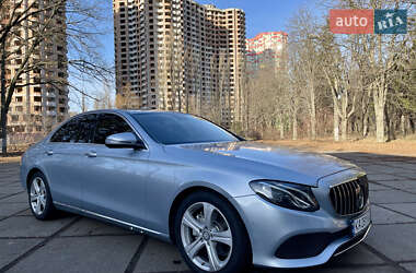 Седан Mercedes-Benz E-Class 2016 в 
