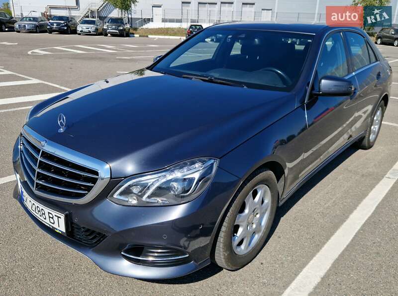 Седан Mercedes-Benz E-Class 2015 в Ровно