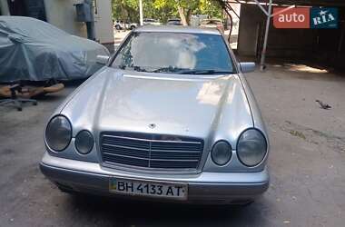 Седан Mercedes-Benz E-Class 1999 в Одессе