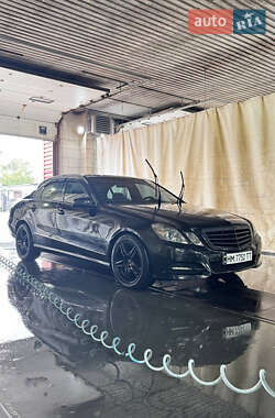 Седан Mercedes-Benz E-Class 2011 в Киеве