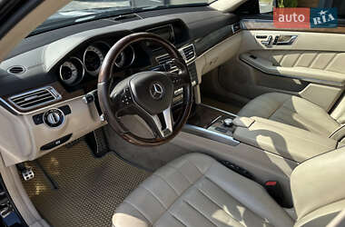 Седан Mercedes-Benz E-Class 2013 в 