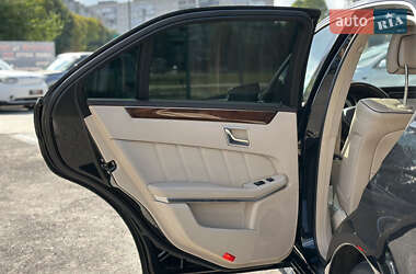 Седан Mercedes-Benz E-Class 2013 в 