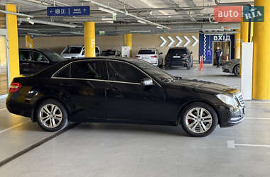 Седан Mercedes-Benz E-Class 2012 в 