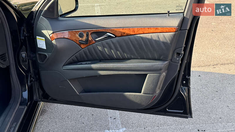 Седан Mercedes-Benz E-Class 2004 в Киеве фото 17 Седан Mercedes-Benz E-Class 2004 в Киеве