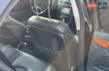 Седан Mercedes-Benz E-Class 2004 в Києві