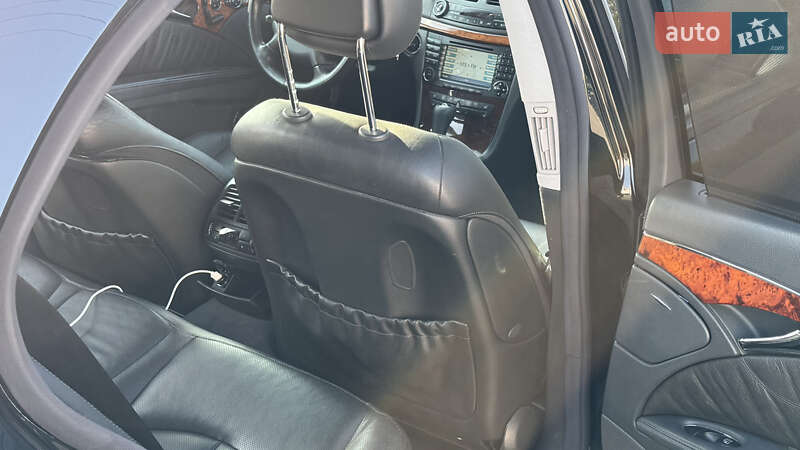 Седан Mercedes-Benz E-Class 2004 в Киеве