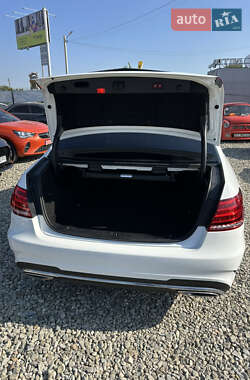 Седан Mercedes-Benz E-Class 2014 в 
