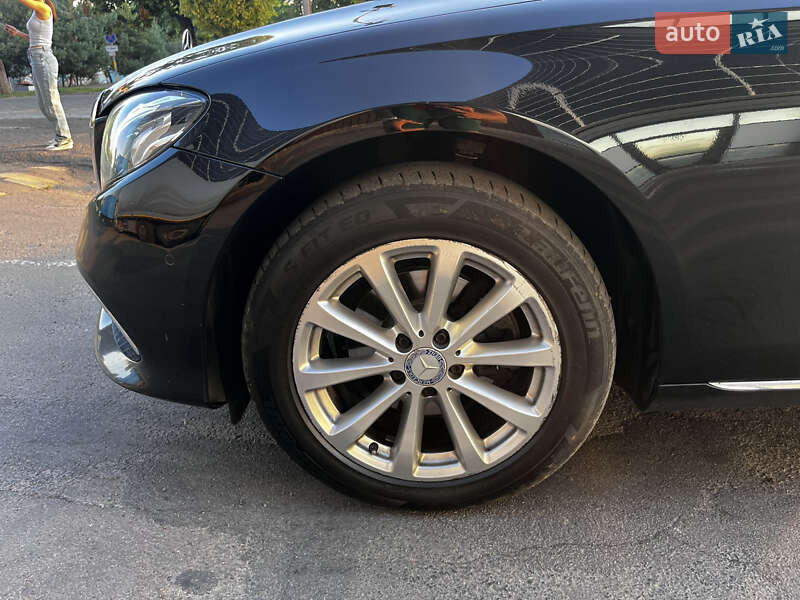 Седан Mercedes-Benz E-Class 2016 в Луцьку