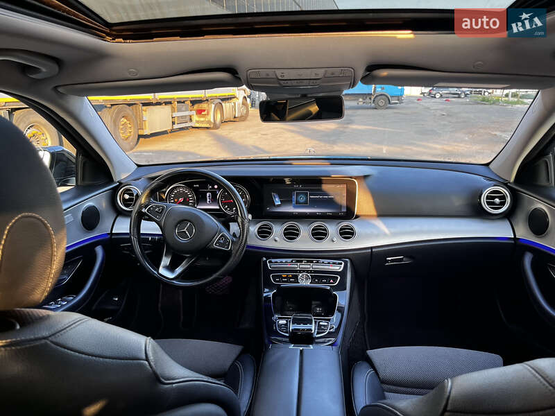 Седан Mercedes-Benz E-Class 2016 в Луцьку