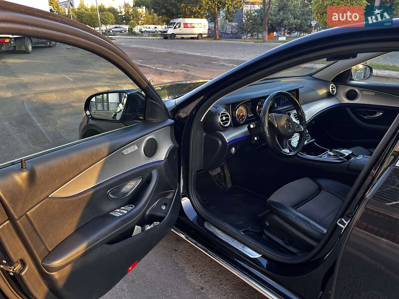 Седан Mercedes-Benz E-Class 2016 в Луцьку