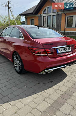 Купе Mercedes-Benz E-Class 2013 в 