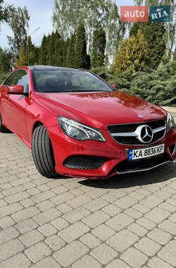 Купе Mercedes-Benz E-Class 2013 в 