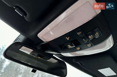 Купе Mercedes-Benz E-Class 2013 в 