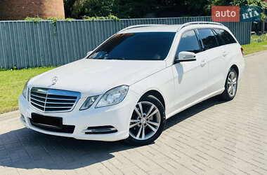 Универсал Mercedes-Benz E-Class 2012 в 