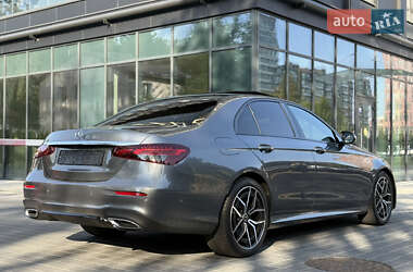 Седан Mercedes-Benz E-Class 2023 в 