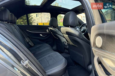 Седан Mercedes-Benz E-Class 2023 в 