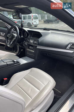 Купе Mercedes-Benz E-Class 2013 в 
