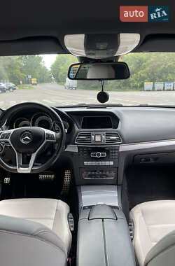 Купе Mercedes-Benz E-Class 2013 в 