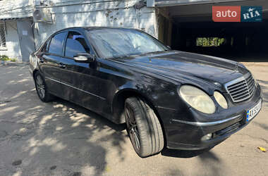 Седан Mercedes-Benz E-Class 2003 в 