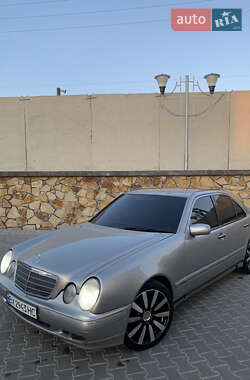 Седан Mercedes-Benz E-Class 2000 в Могилів-Подільському