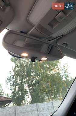 Седан Mercedes-Benz E-Class 2012 в 