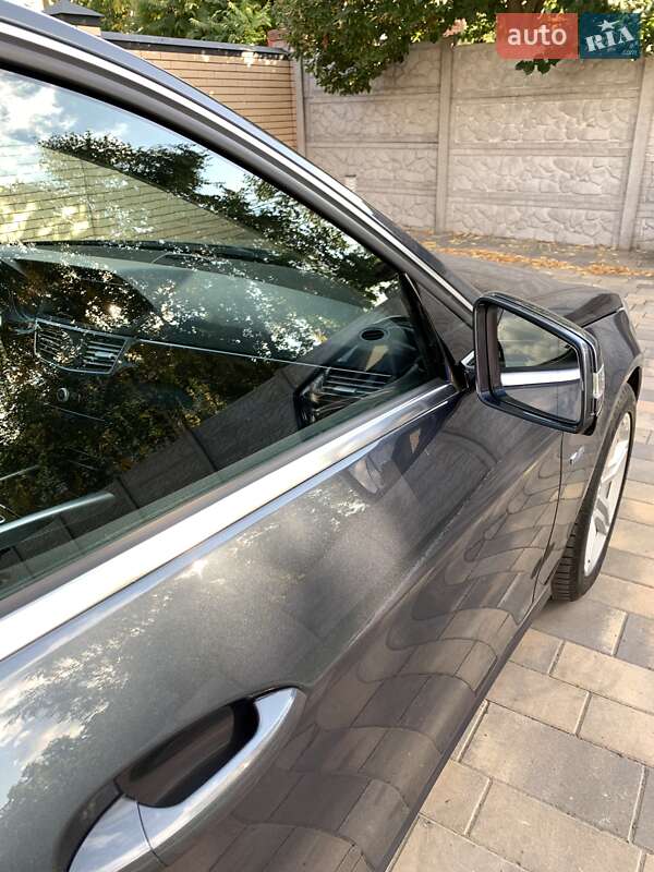 Седан Mercedes-Benz E-Class 2012 в Чернігові