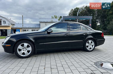 Седан Mercedes-Benz E-Class 2003 в 