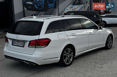 Универсал Mercedes-Benz E-Class 2013 в 